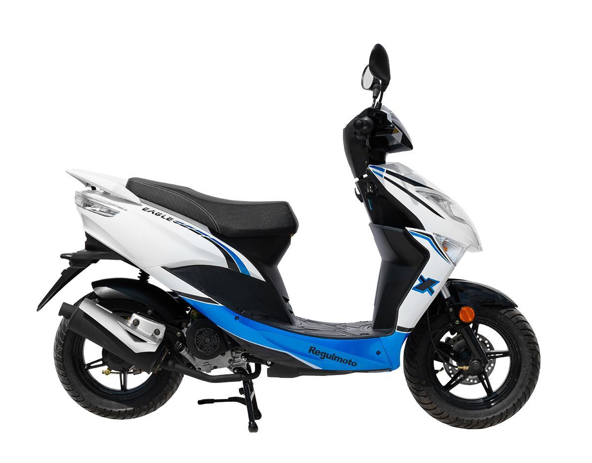 Скутер Regulmoto EAGLE 50 (колёса R12) Скутер Regulmoto EAGLE 50 (колёса R12)